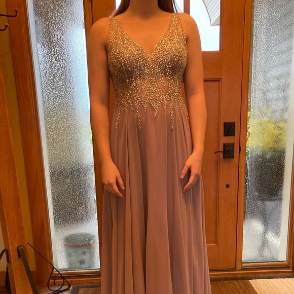 Simply Dresses Dancing Queen #2570 - Picture 3 of 16